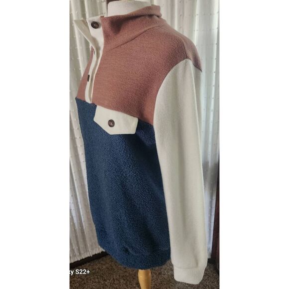 T52 Ces Femme 1/2 button Sherpa pullover - Picture 5 of 8